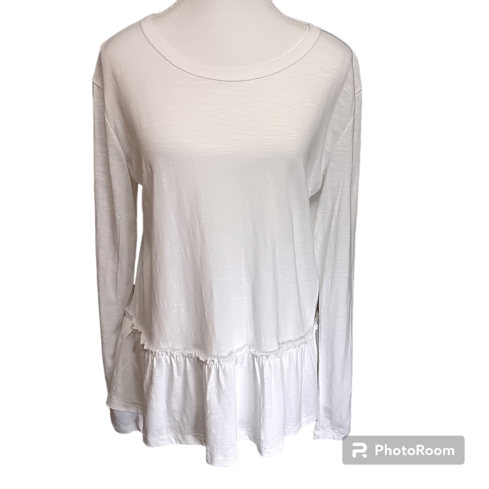 Caslon Womenβs Size S Top White Peplum Long Sleeve T-Shirt